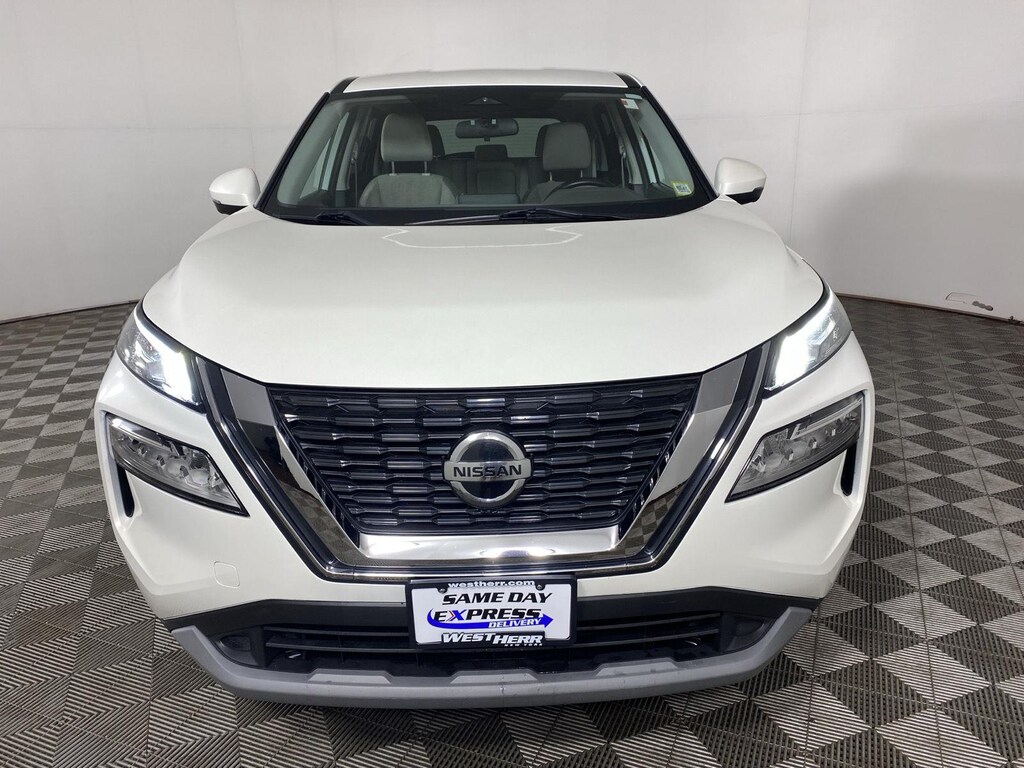 Used 2021 Nissan Rogue SV SUV