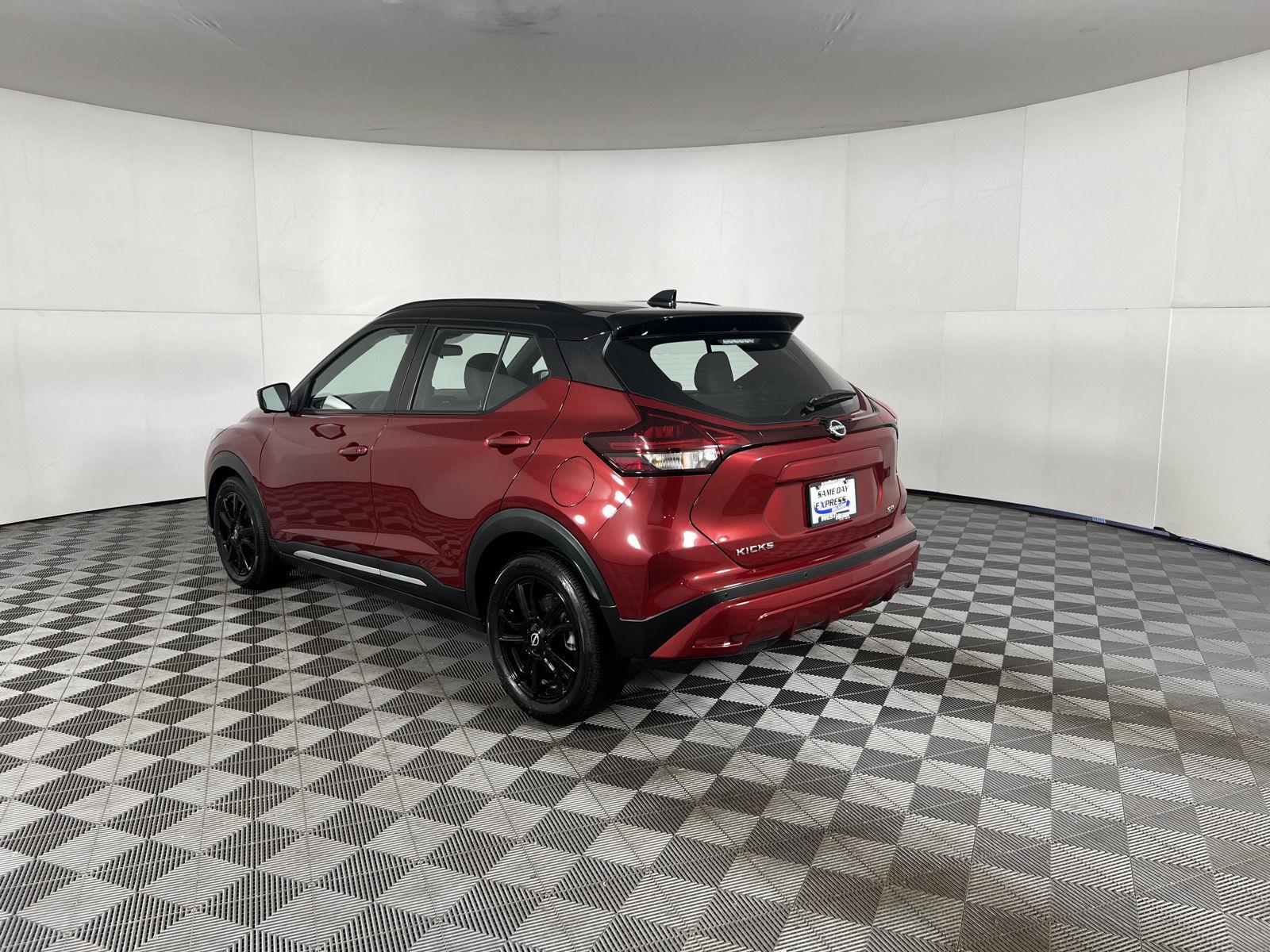 Used 2024 Nissan Kicks SR SUV