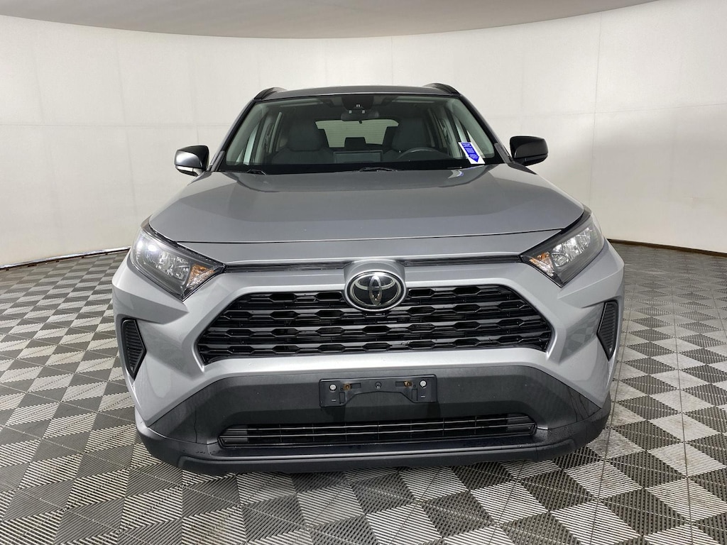 Used 2019 Toyota RAV4 LE SUV