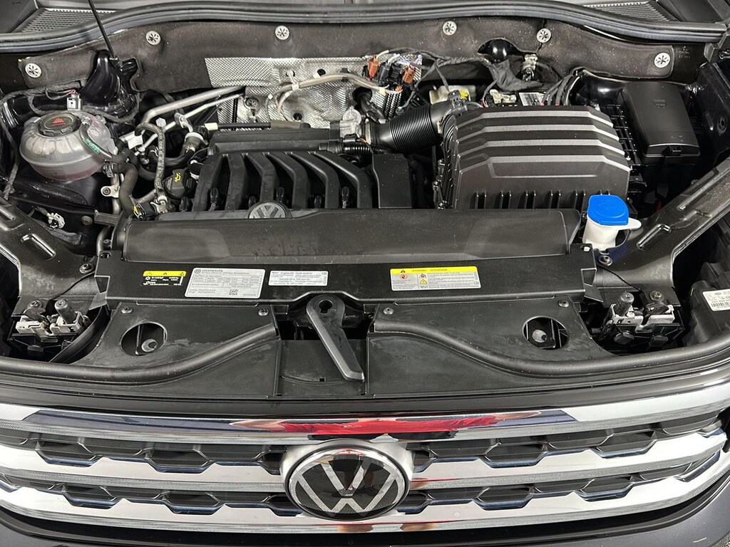 Used 2023 Volkswagen Atlas 3.6L V6 SE w/Technology SUV