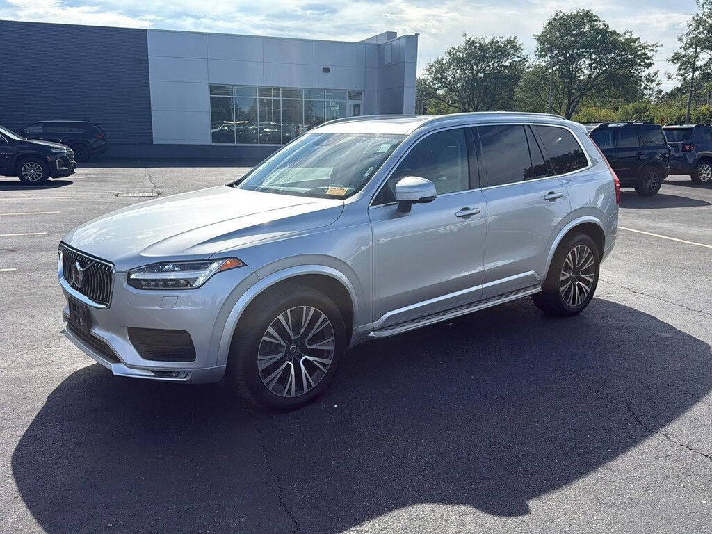 Used 2021 Volvo XC90 Momentum SUV