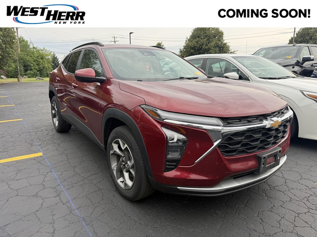 Used 2024 Chevrolet Trax LT SUV