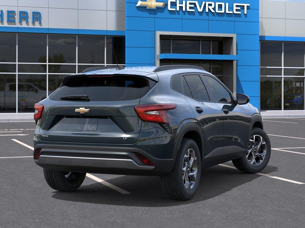 Used 2026 Chevrolet Trax LT SUV