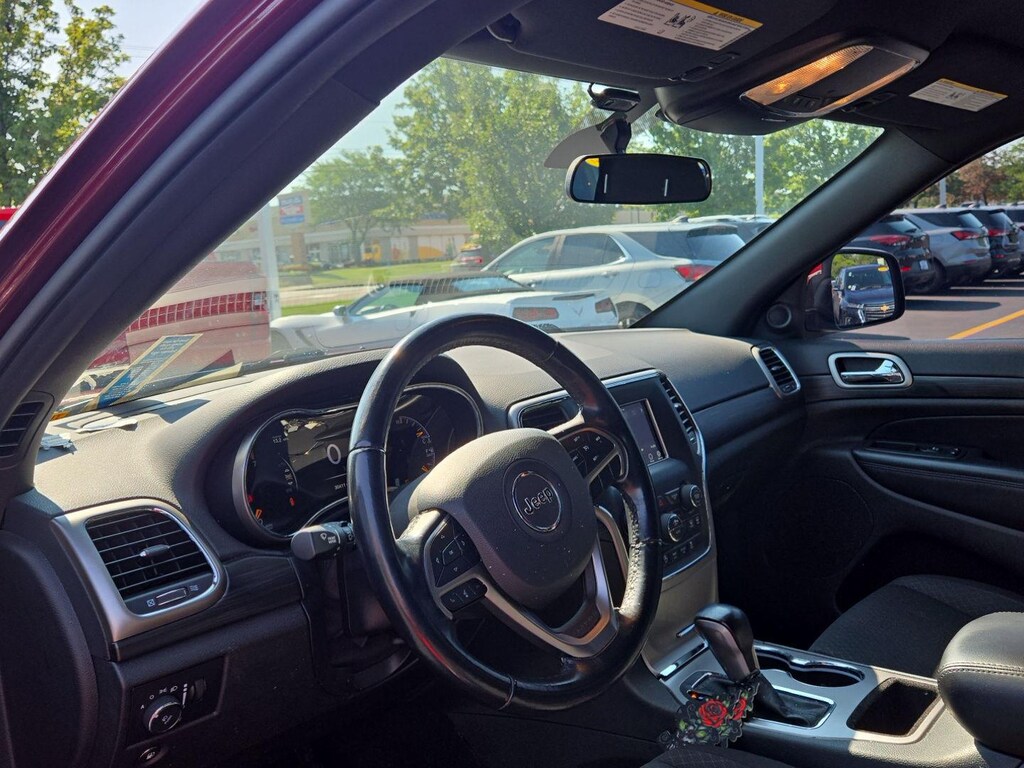 Used 2021 Jeep Grand Cherokee Laredo E SUV