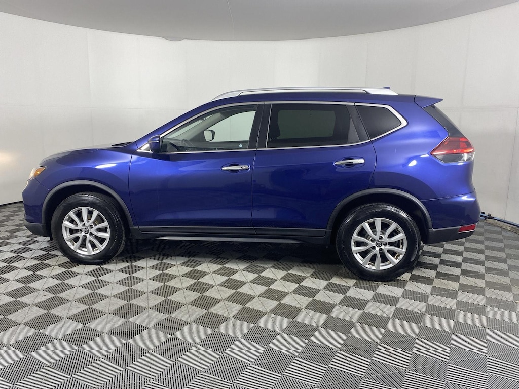 Used 2019 Nissan Rogue SV SUV