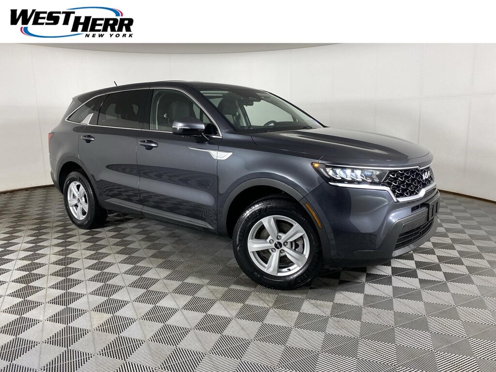 Used 2023 Kia Sorento LX SUV
