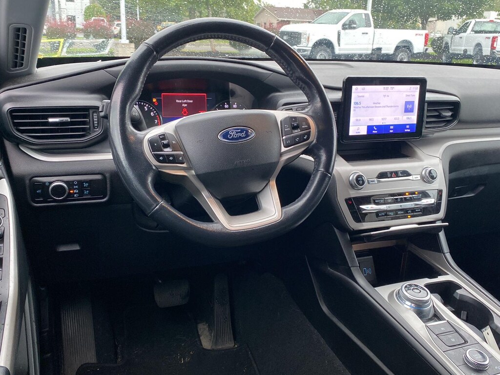 Used 2023 Ford Explorer XLT SUV