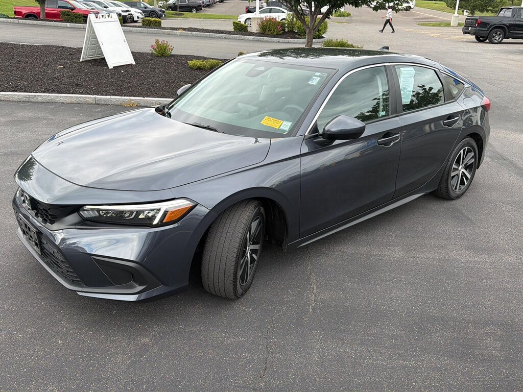 Used 2024 Honda Civic Hatchback LX Hatchback