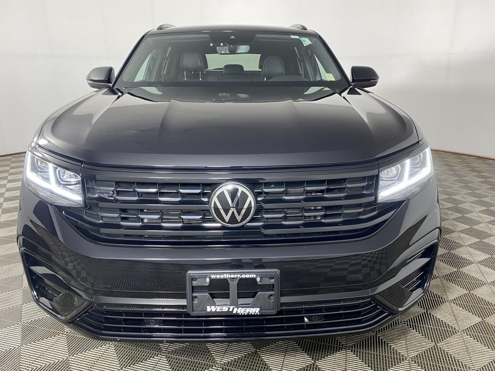 Used 2023 Volkswagen Atlas Cross Sport 2.0T SEL R-Line Black SUV