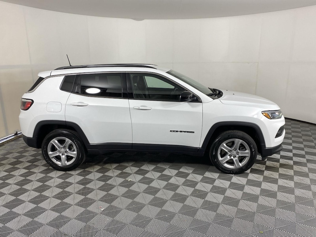 Certified 2023 Jeep Compass Latitude SUV
