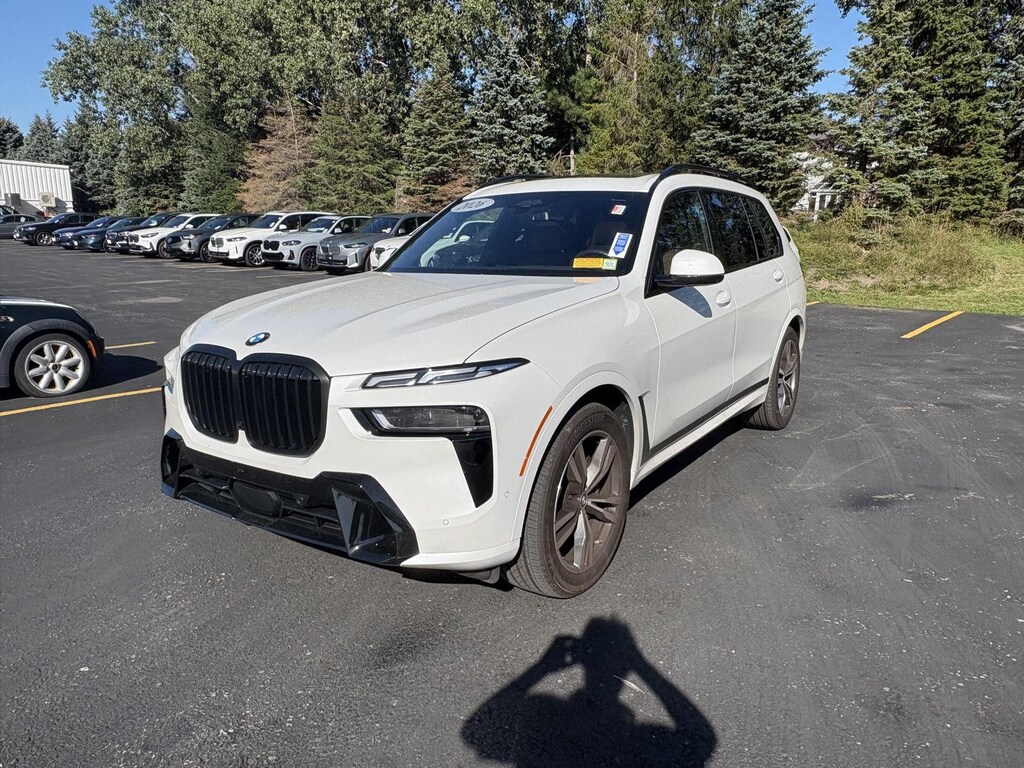 Used 2026 BMW X7 xDrive40i Sports Activity Vehicle