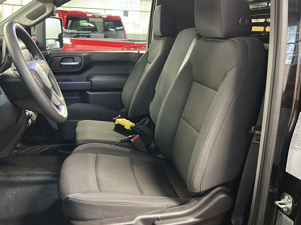 Used 2025 Chevrolet Silverado 3500HD CC Work Truck Truck