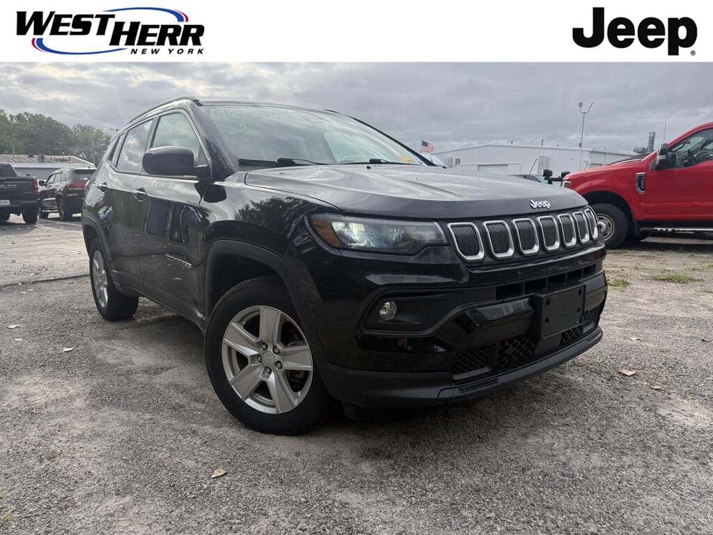 Used 2022 Jeep Compass Latitude SUV