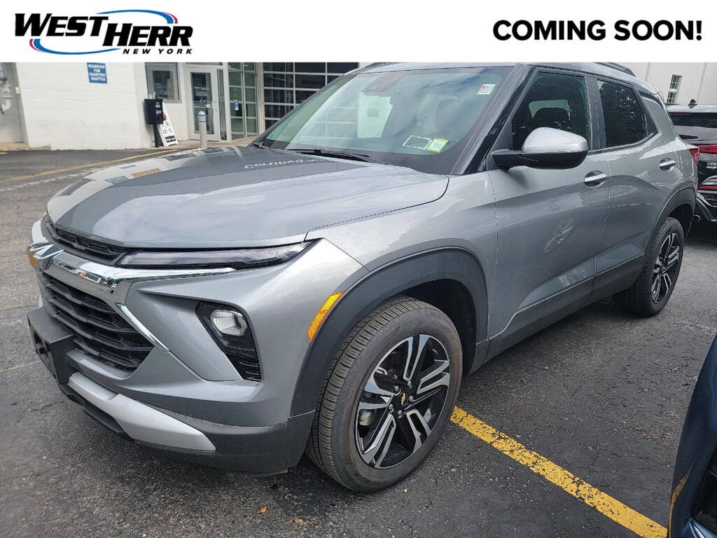 Used 2025 Chevrolet Trailblazer LT SUV