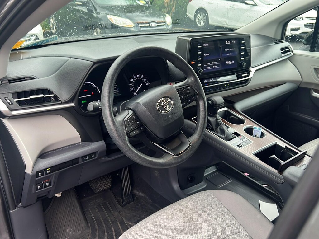 Certified 2023 Toyota Sienna LE Van