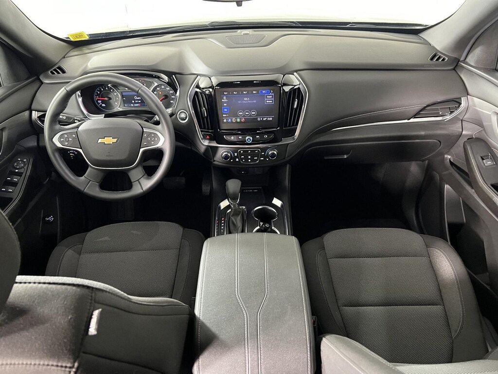 Used 2023 Chevrolet Traverse LT Cloth SUV