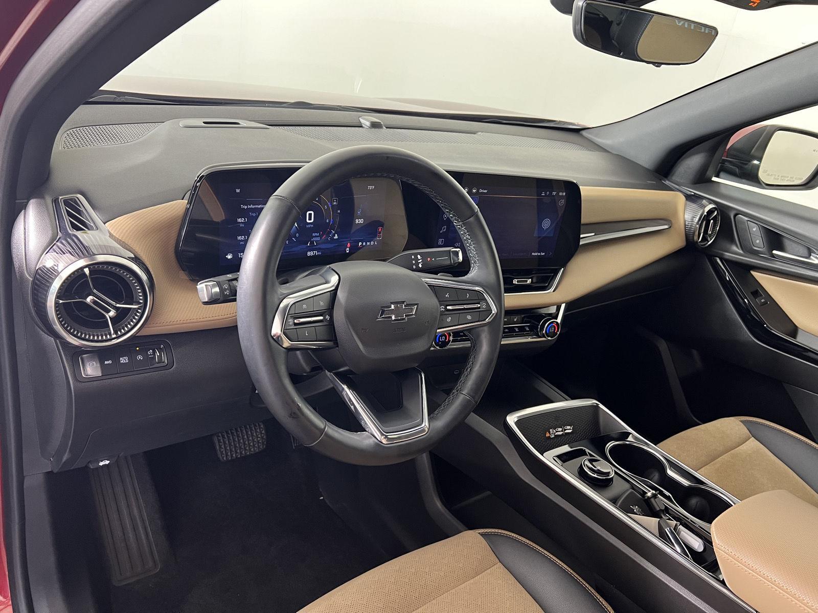 Used 2025 Chevrolet Equinox UV