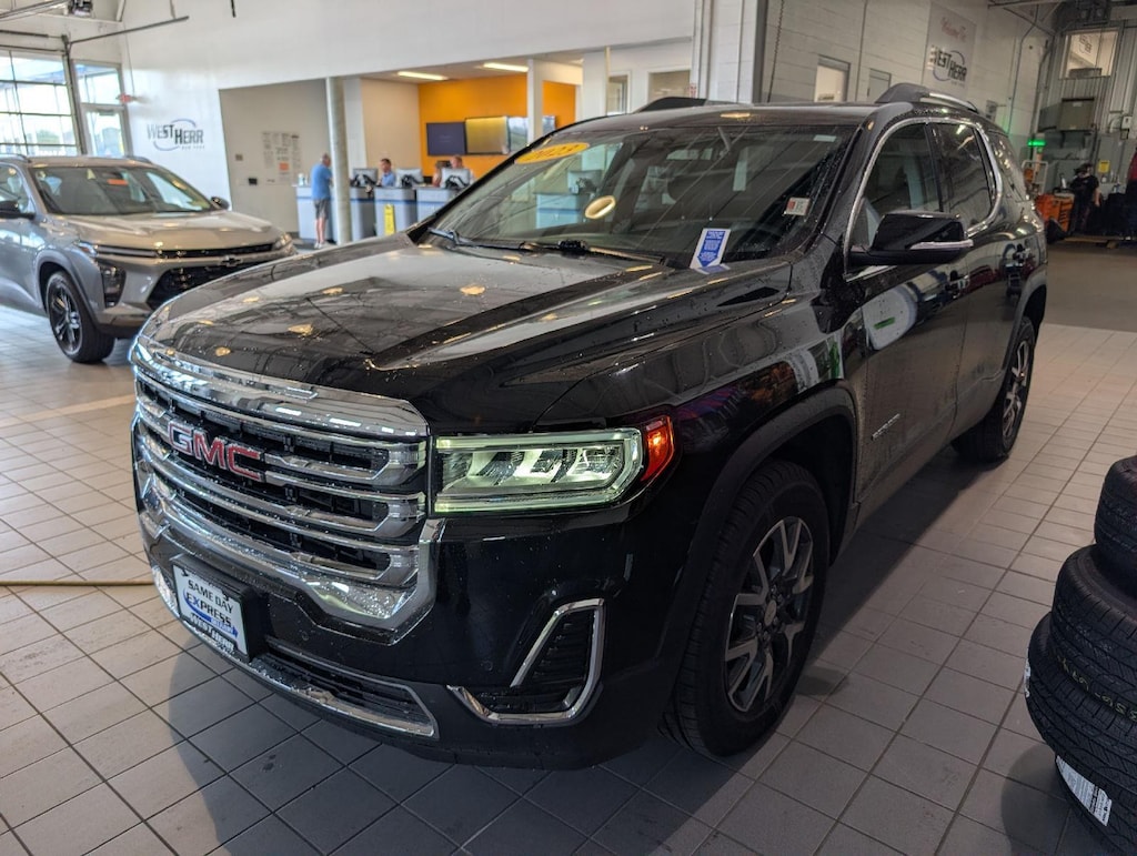 Used 2023 GMC Acadia SLE SUV