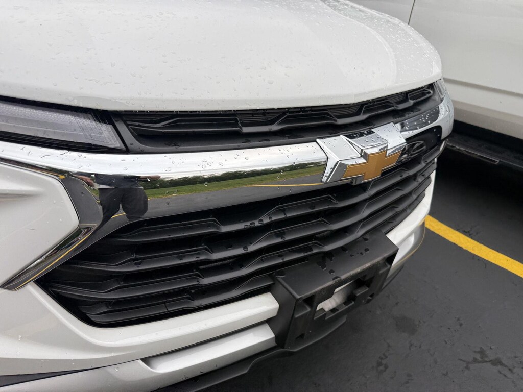 Used 2025 Chevrolet Trailblazer LT SUV