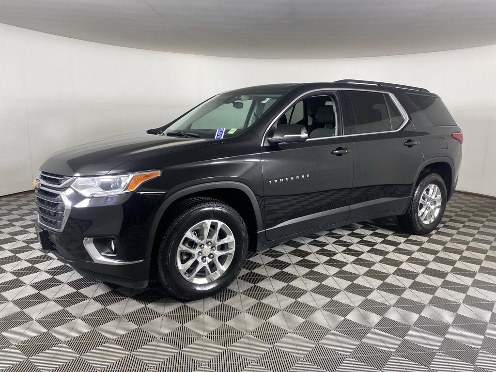 Used 2021 Chevrolet Traverse LT SUV