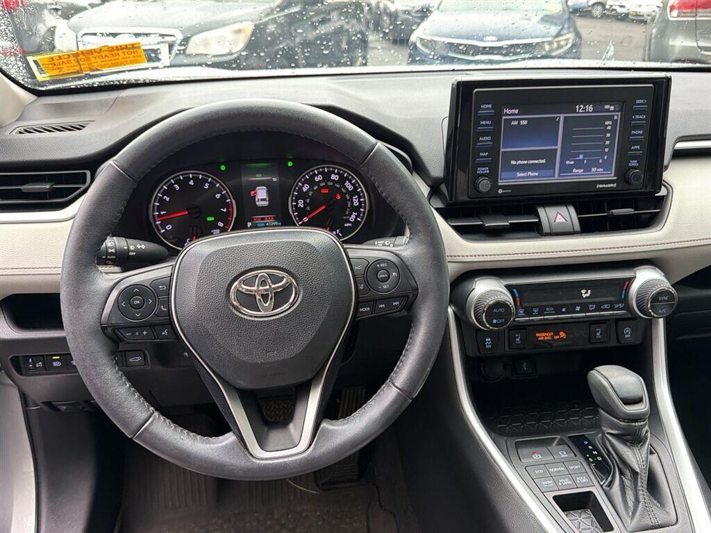 Used 2021 Toyota RAV4 XLE SUV