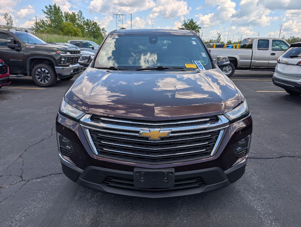 Used 2023 Chevrolet Traverse LT Cloth SUV