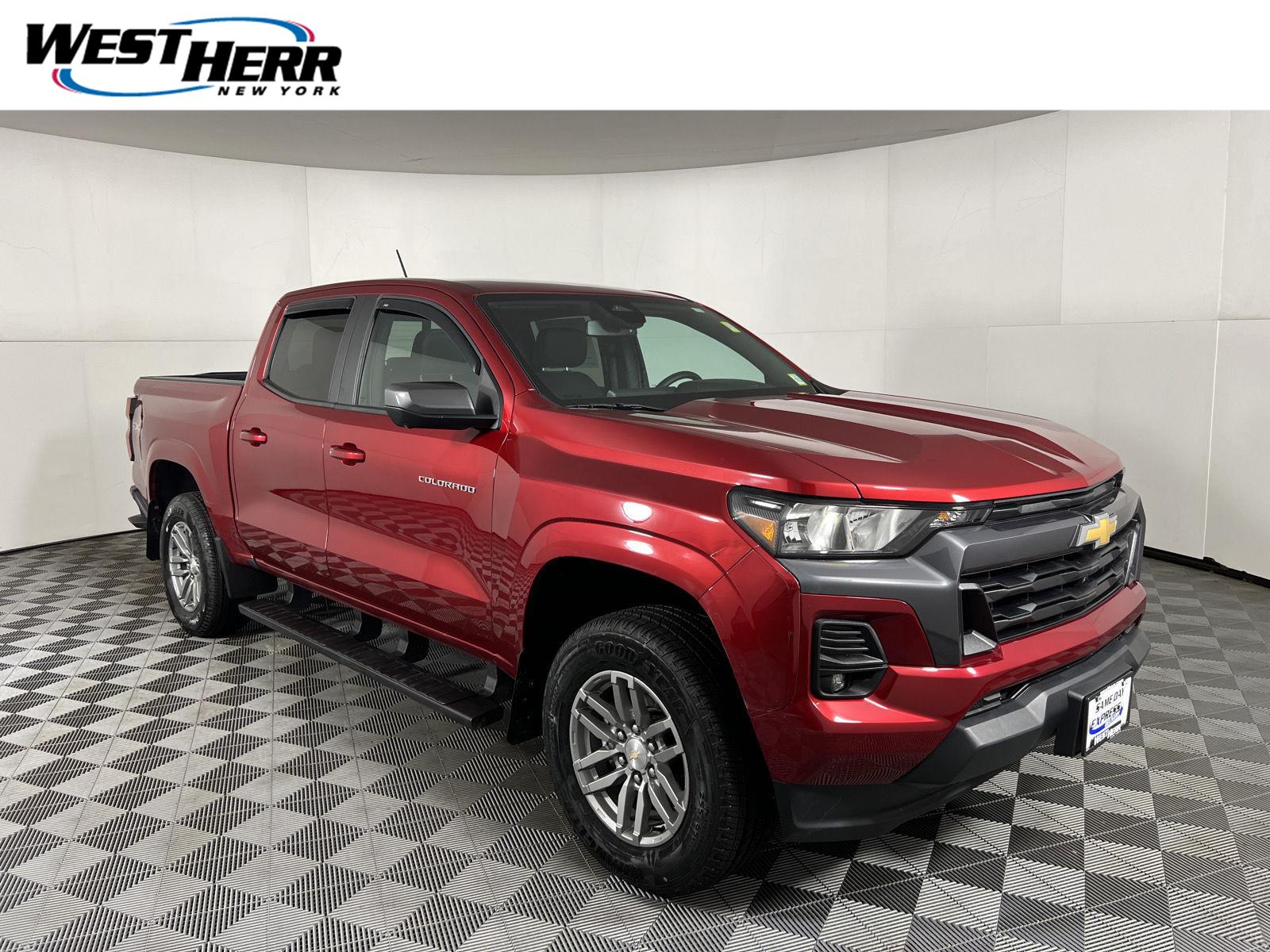 Used 2024 Chevrolet Colorado 4WD LT Truck