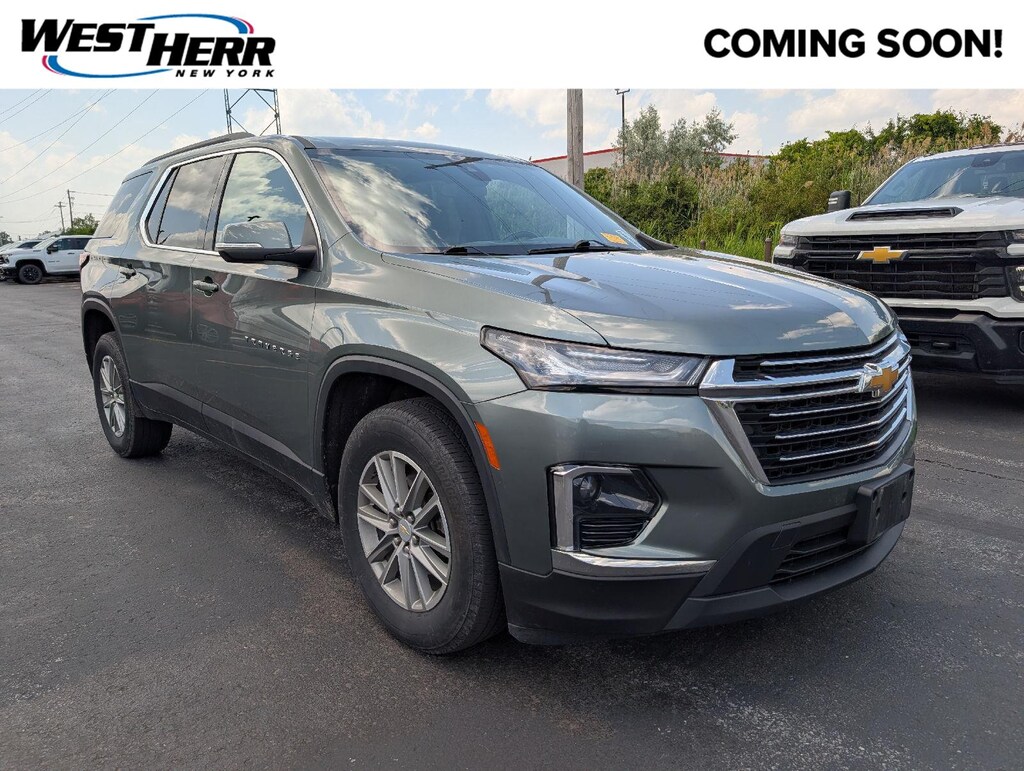 Used 2023 Chevrolet Traverse LT Cloth SUV