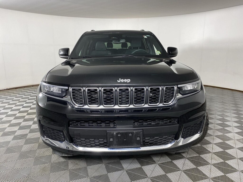 Used 2024 Jeep Grand Cherokee L Laredo SUV