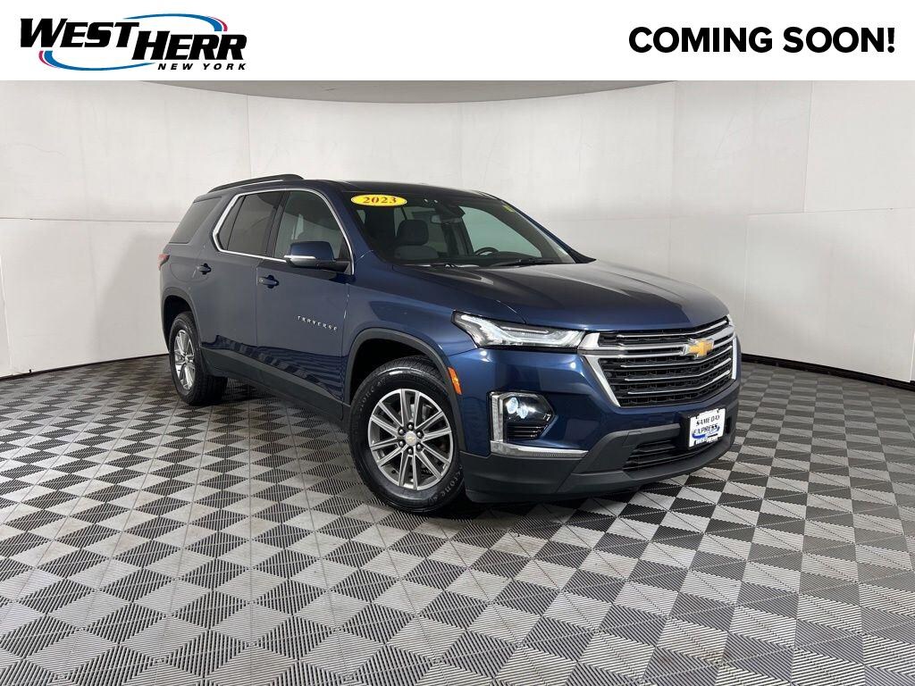 Used 2023 Chevrolet Traverse LT SUV