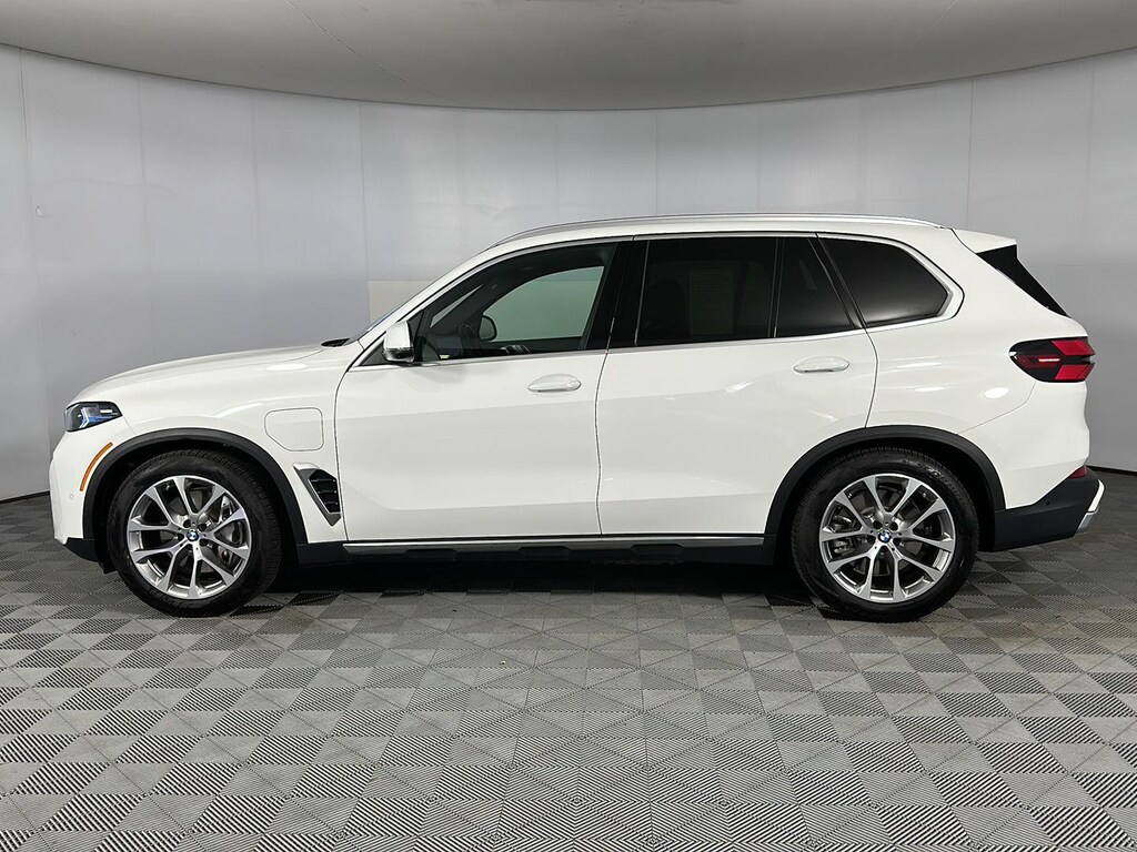 Used 2026 BMW X5 xDrive50e Sports Activity Vehicle