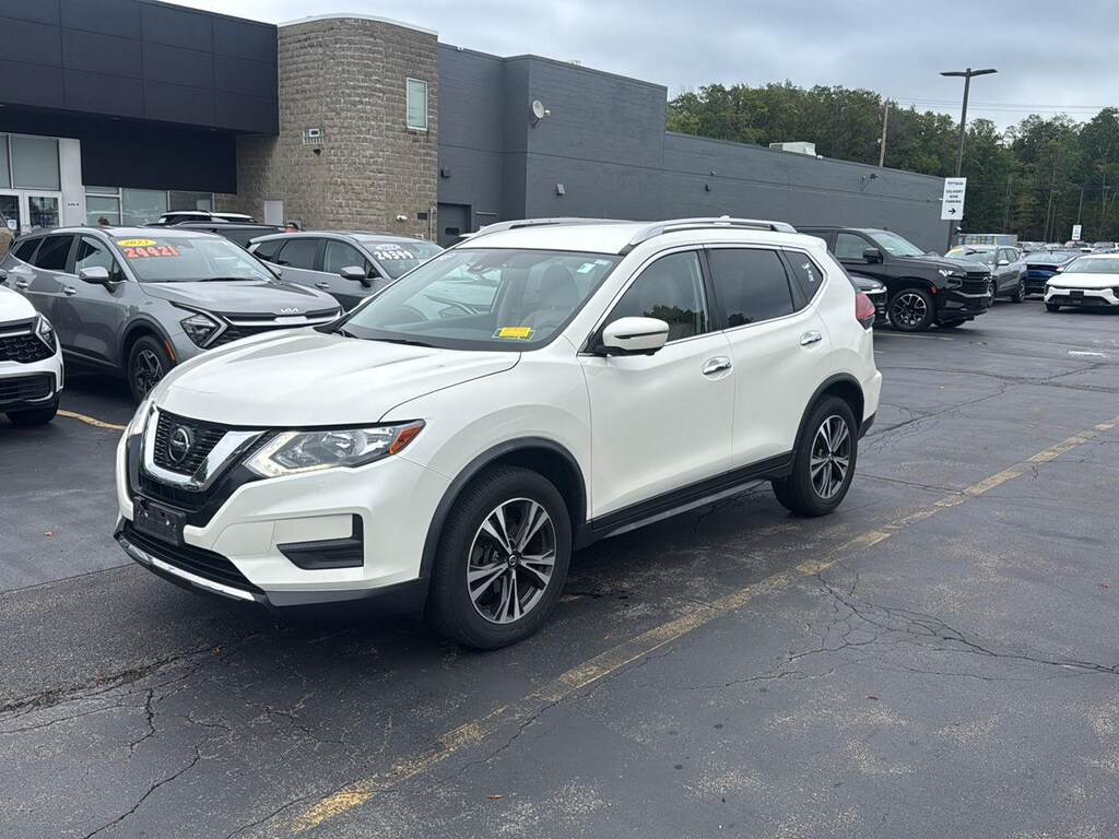 Used 2020 Nissan Rogue SV SUV