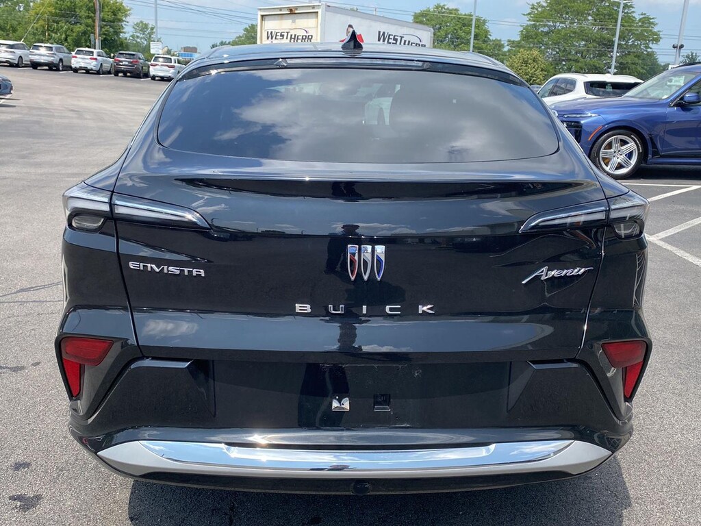 Used 2024 Buick Envista Avenir SUV