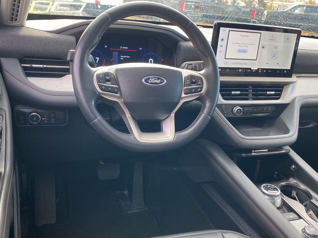 Used 2025 Ford Explorer Active SUV