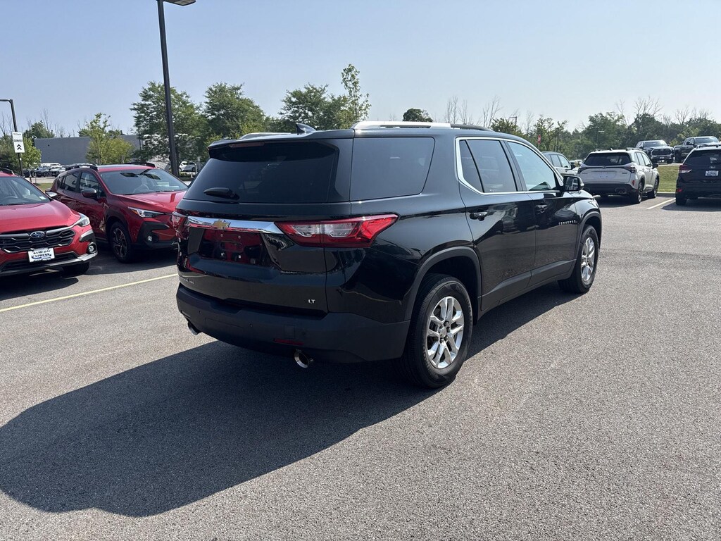 Used 2018 Chevrolet Traverse LT Cloth SUV