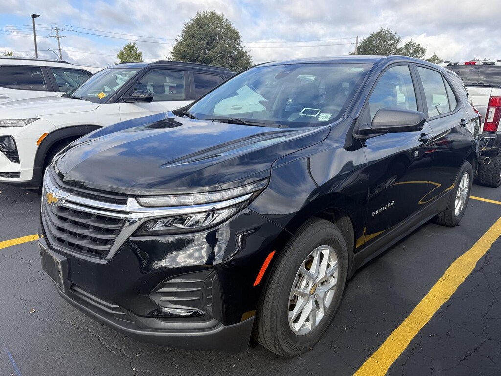 Used 2024 Chevrolet Equinox LS SUV