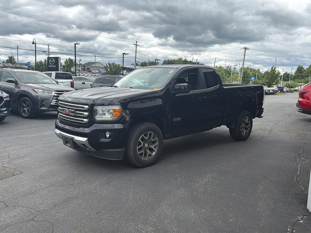 Used 2017 GMC Canyon 4WD SLE Truck