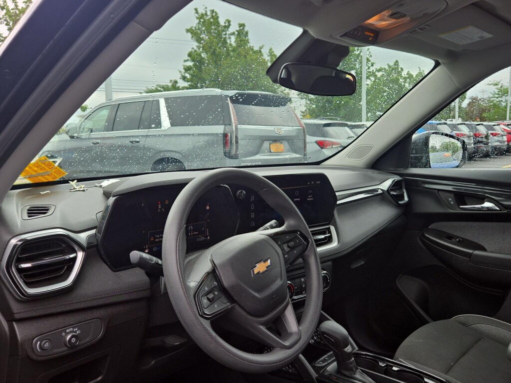 Used 2024 Chevrolet Trailblazer LS SUV