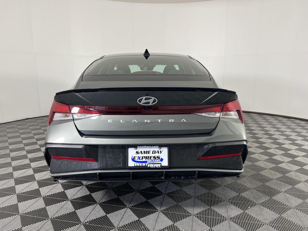 Certified 2025 Hyundai Elantra SEL Sport Sedan