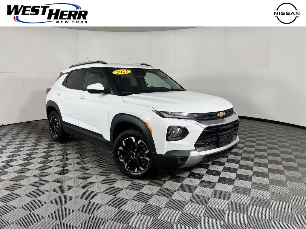 Used 2023 Chevrolet Trailblazer LT SUV