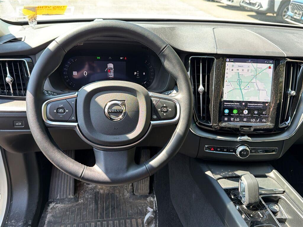 Used 2025 Volvo XC60 Core SUV
