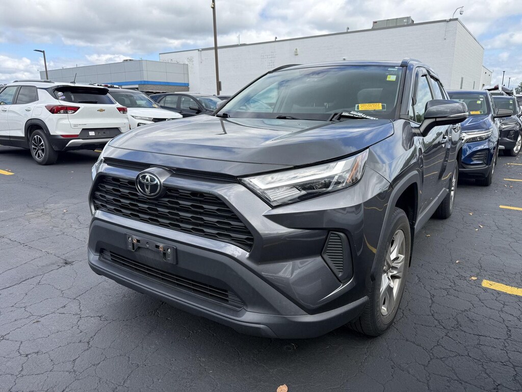 Used 2022 Toyota RAV4 XLE SUV