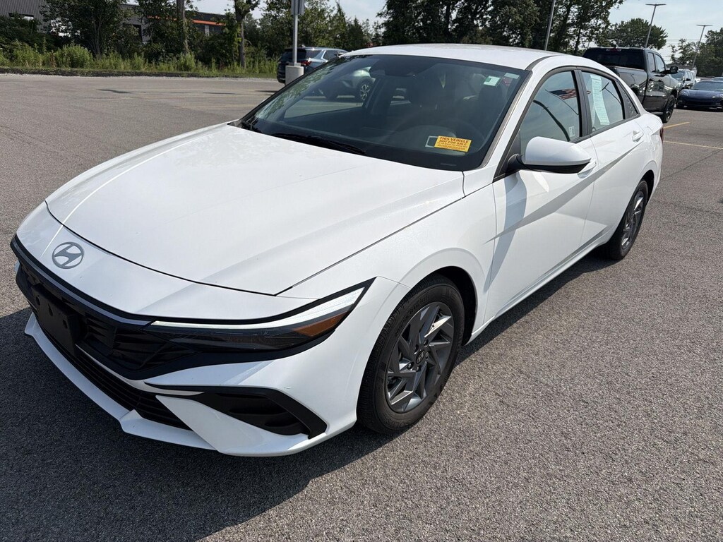 Used 2024 Hyundai Elantra SEL Sedan