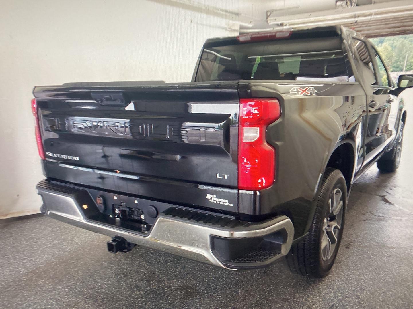 Used 2024 Chevrolet Silverado 1500 LT Truck