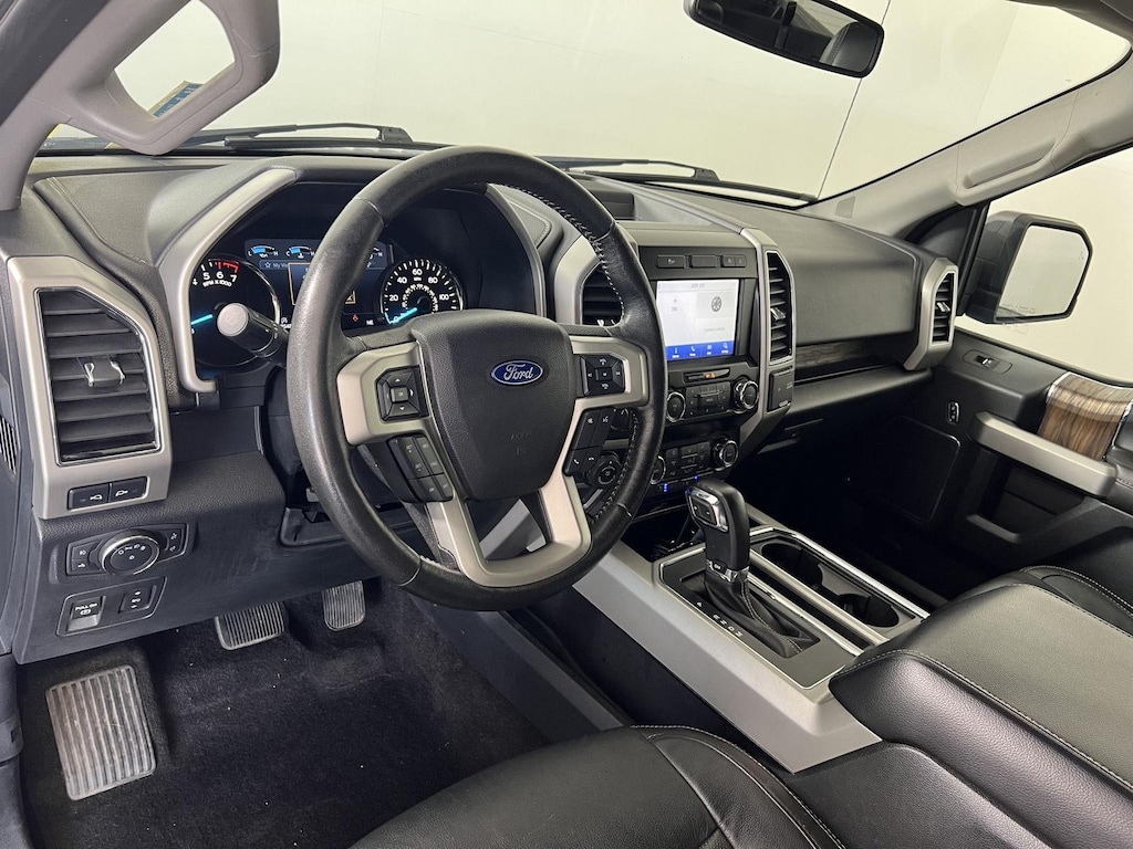 Used 2020 Ford F-150 Lariat Truck