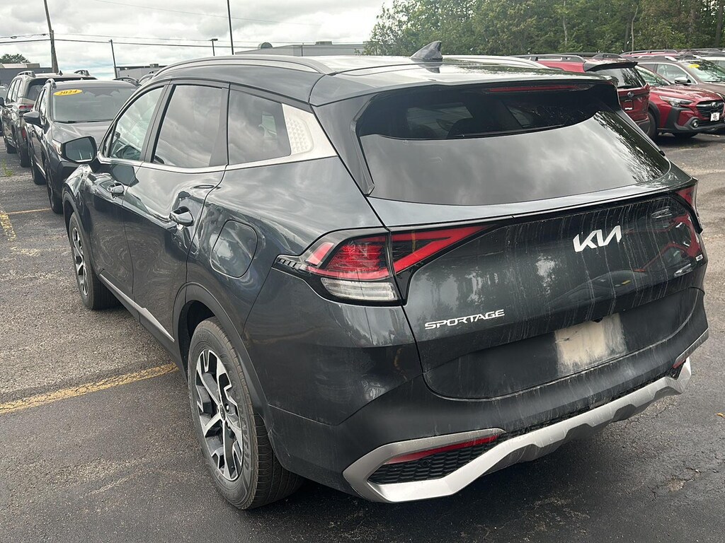 Used 2023 Kia Sportage Hybrid EX SUV