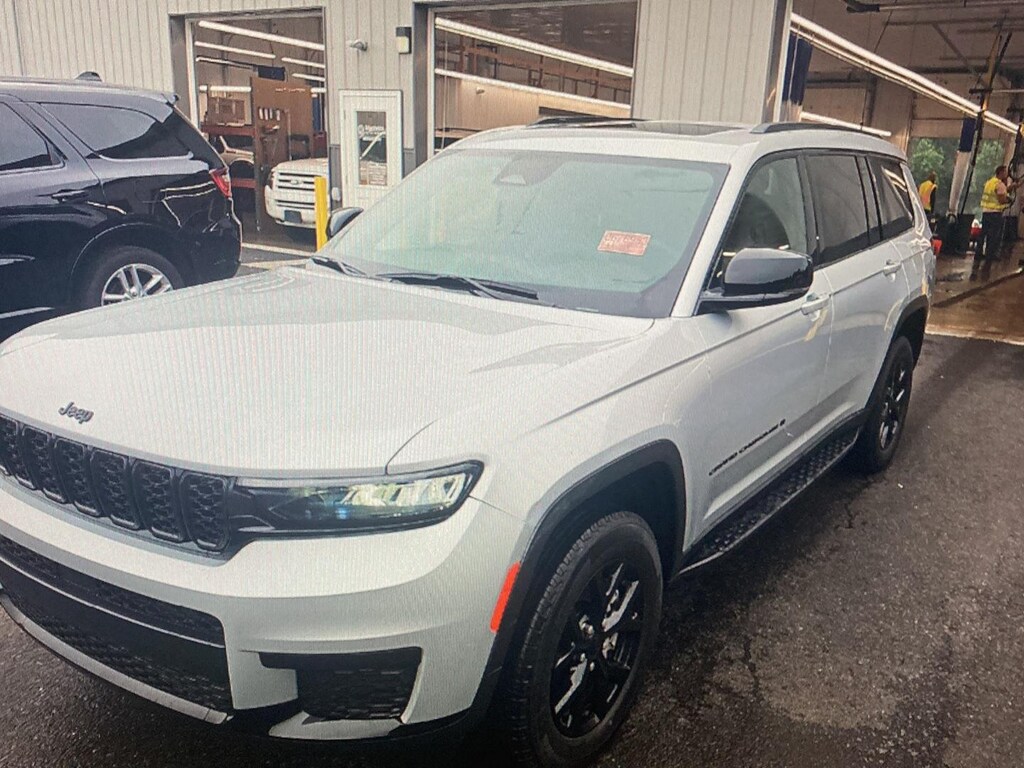 Used 2025 Jeep Grand Cherokee L Altitude X SUV