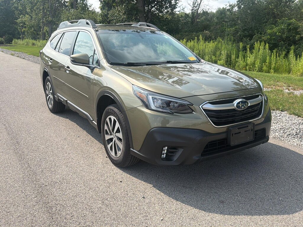 Used 2022 Subaru Outback Premium SUV