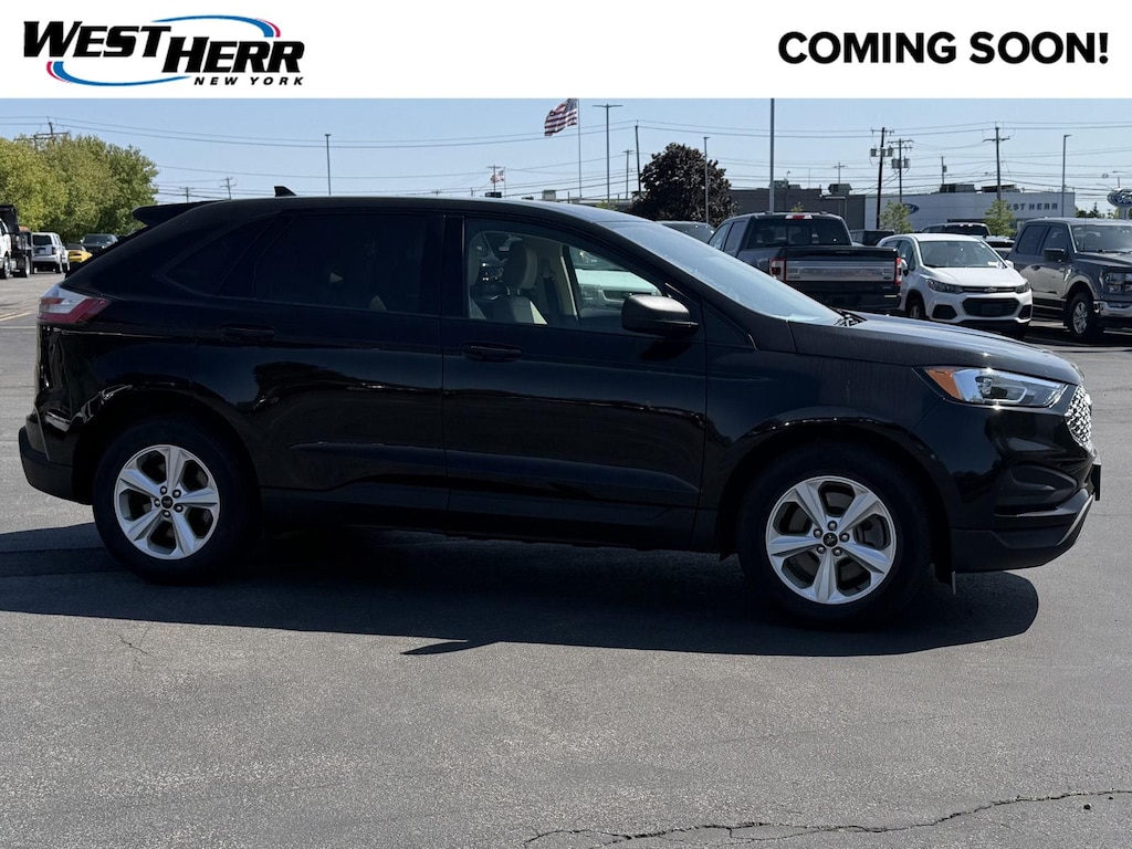 Used 2023 Ford Edge SE SUV