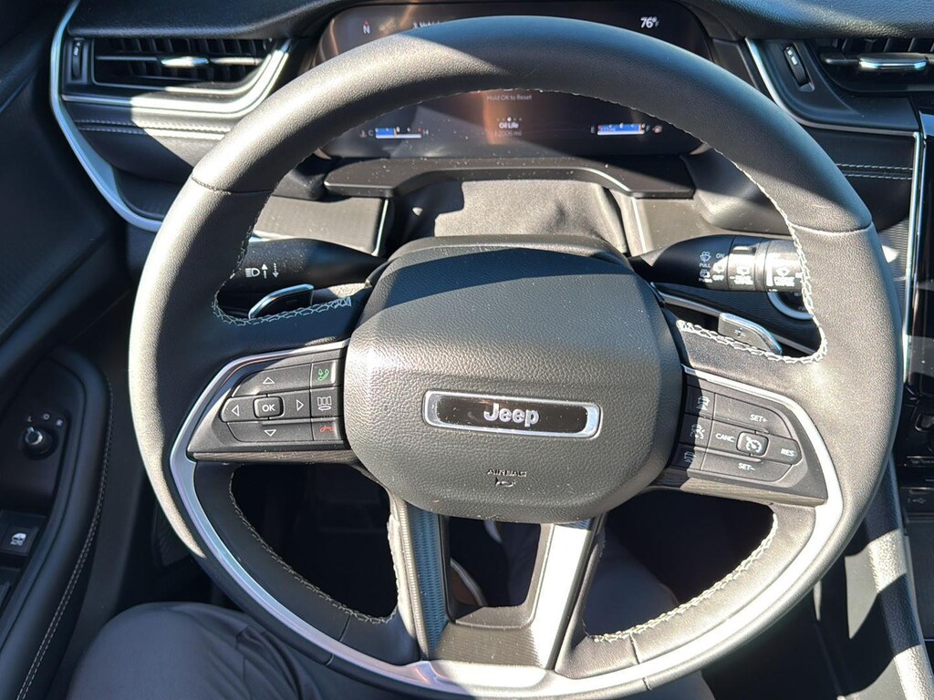 Used 2025 Jeep Grand Cherokee L Altitude SUV